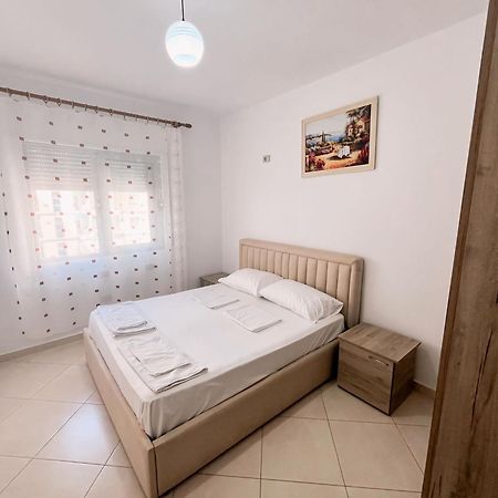 Gerald'S Central Apartments Vlorë エクステリア 写真