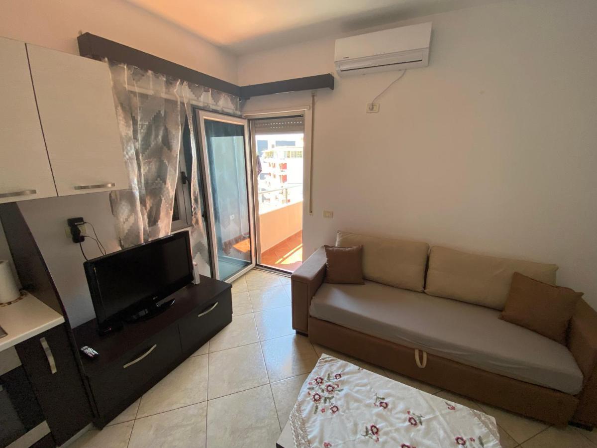 Gerald'S Central Apartments Vlorë エクステリア 写真