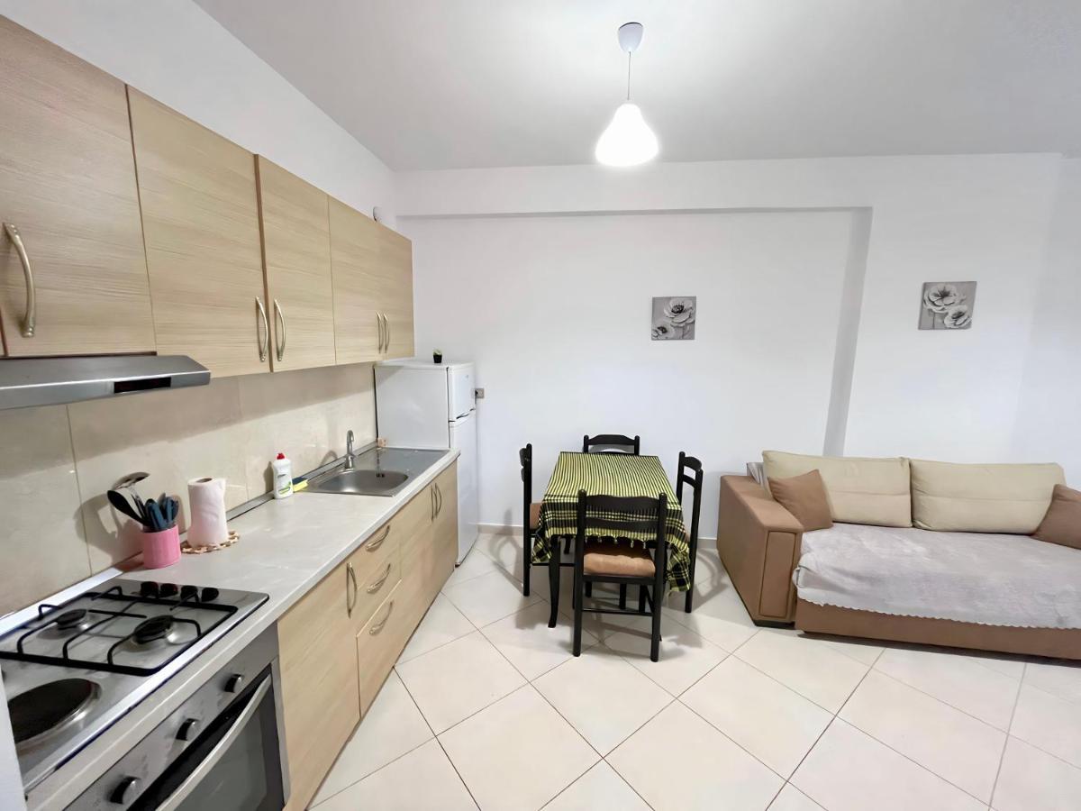 Gerald'S Central Apartments Vlorë エクステリア 写真