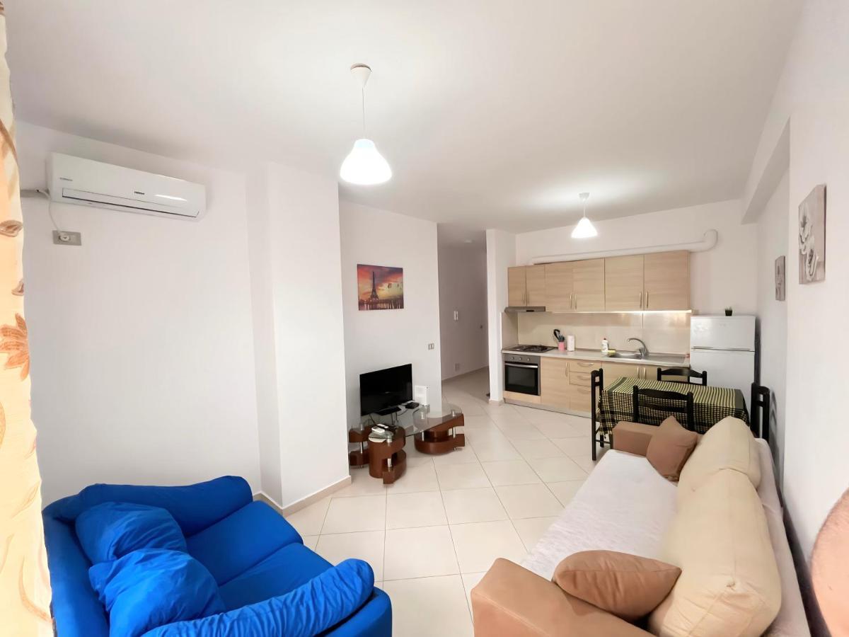 Gerald'S Central Apartments Vlorë エクステリア 写真