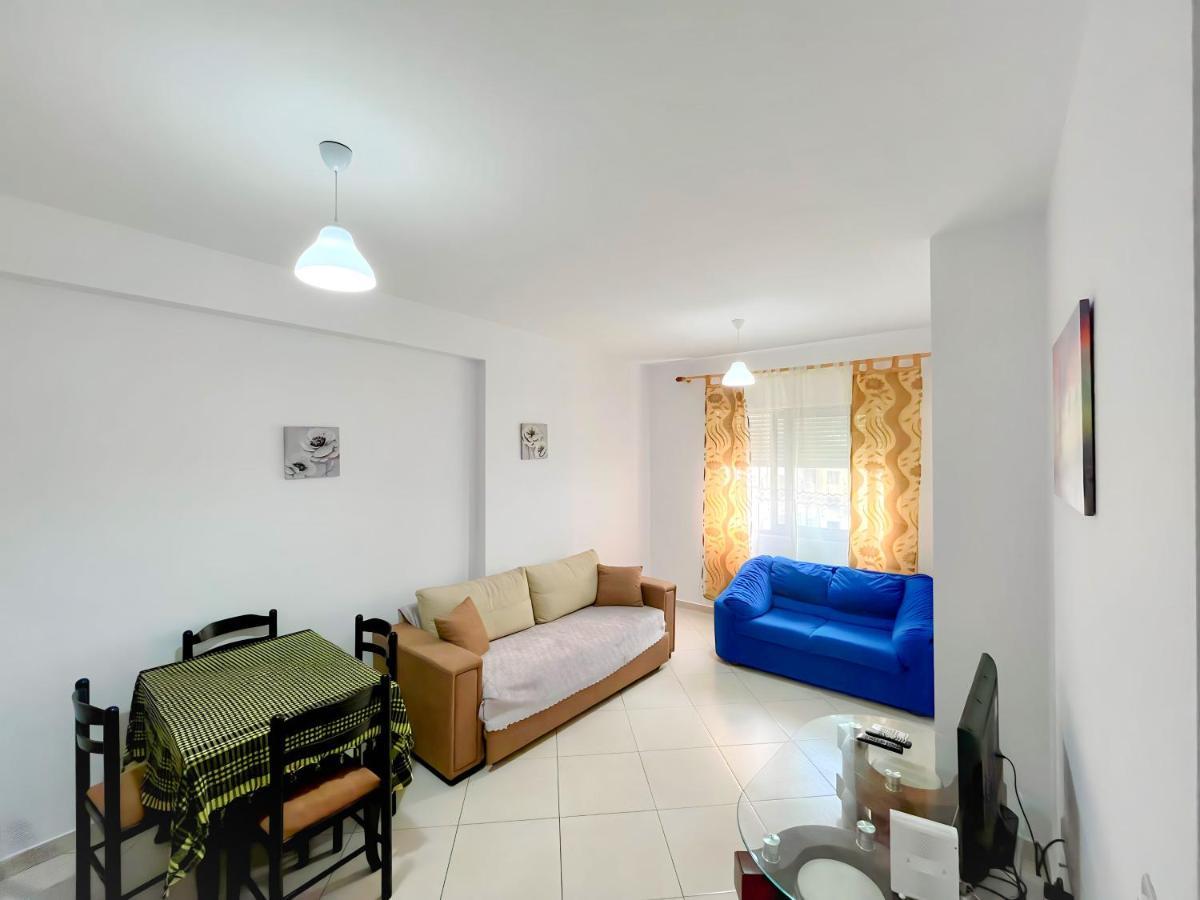 Gerald'S Central Apartments Vlorë エクステリア 写真