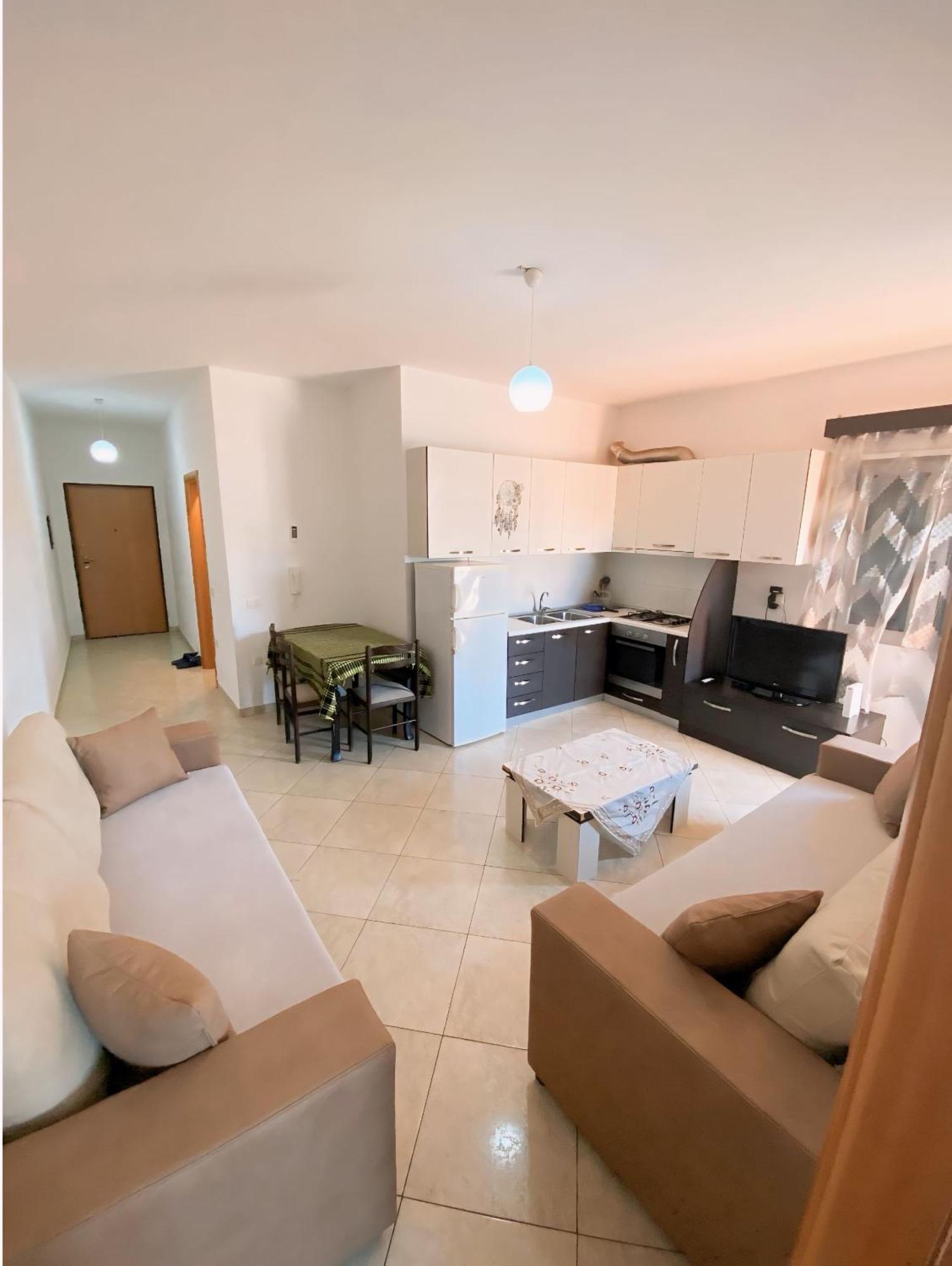 Gerald'S Central Apartments Vlorë エクステリア 写真