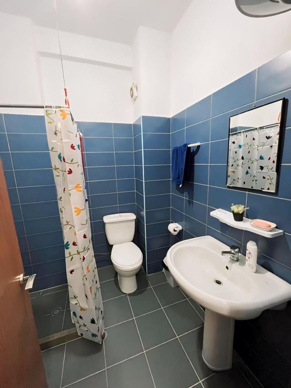 Gerald'S Central Apartments Vlorë エクステリア 写真