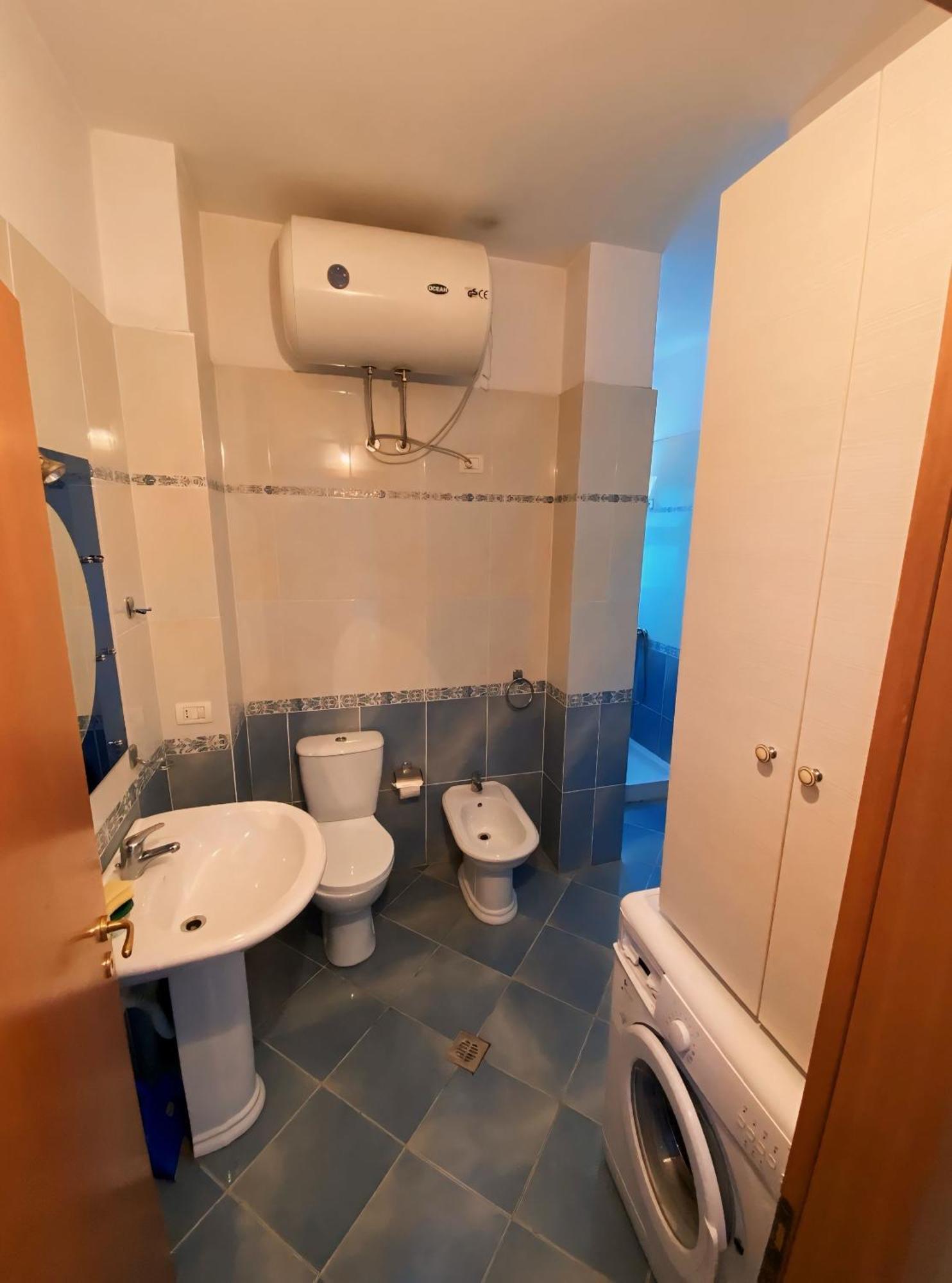 Gerald'S Central Apartments Vlorë エクステリア 写真