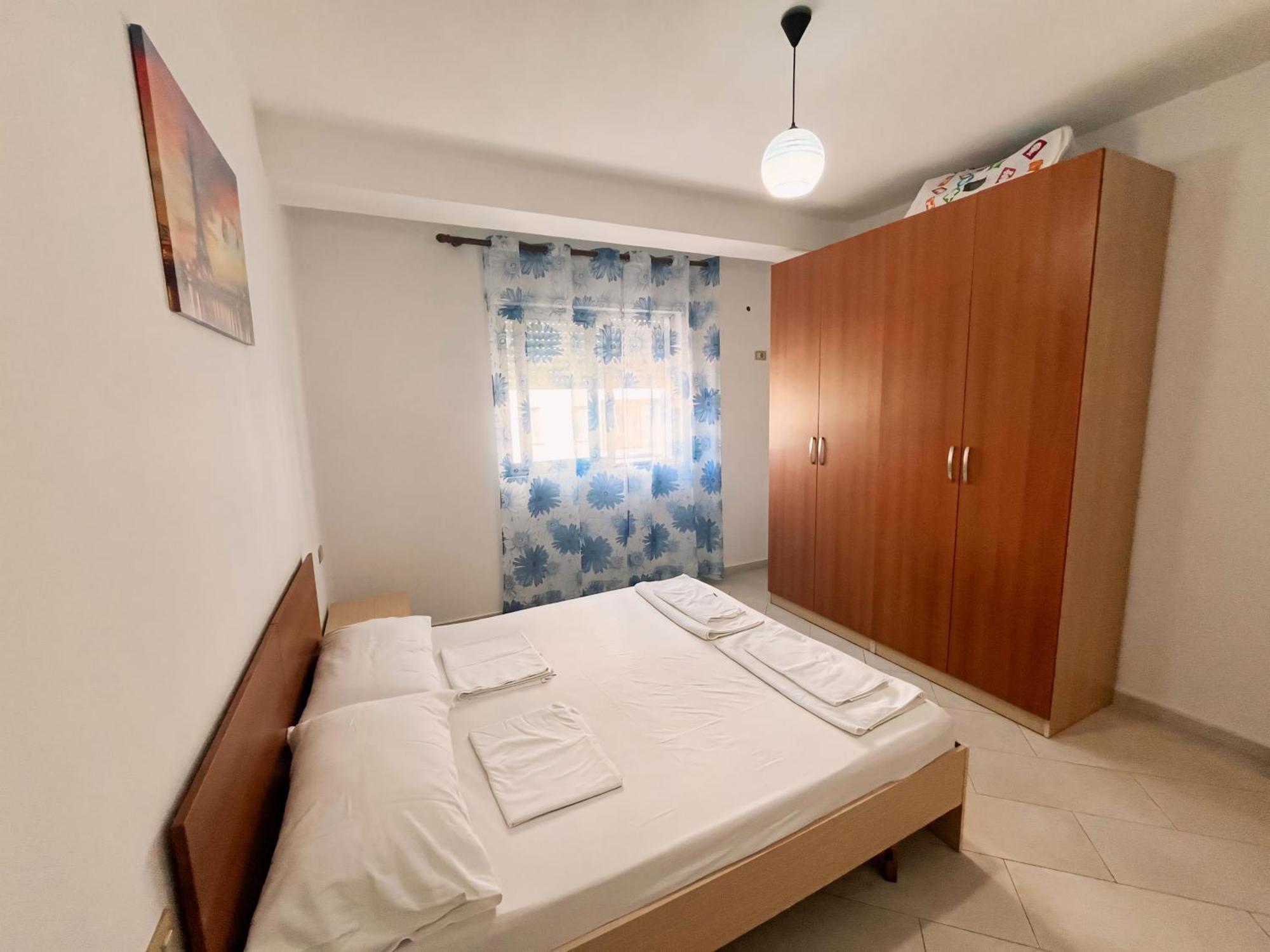 Gerald'S Central Apartments Vlorë エクステリア 写真